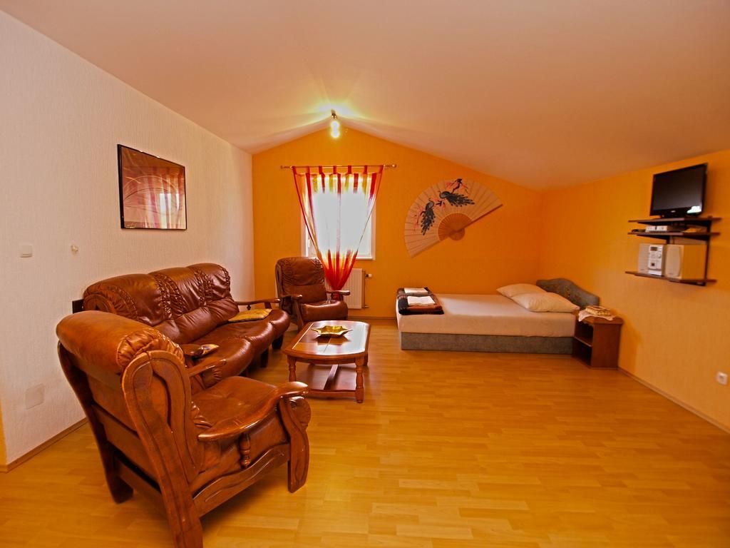 פאז'אנה Apartments Denis 19 מראה חיצוני תמונה