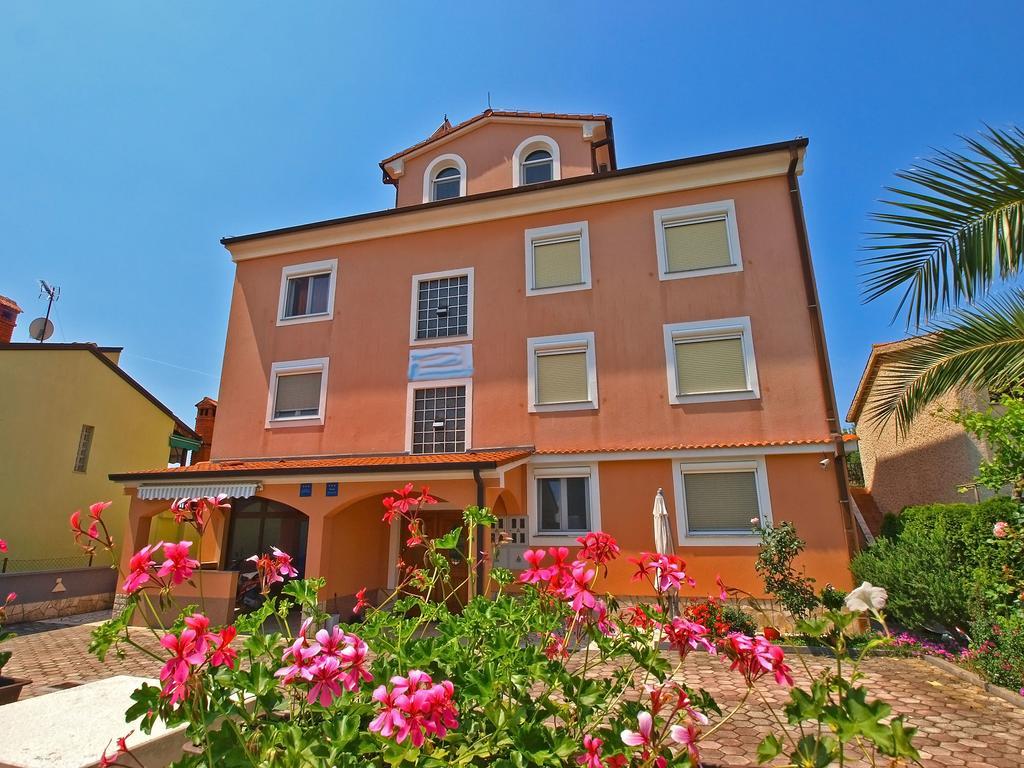 פאז'אנה Apartments Denis 19 מראה חיצוני תמונה