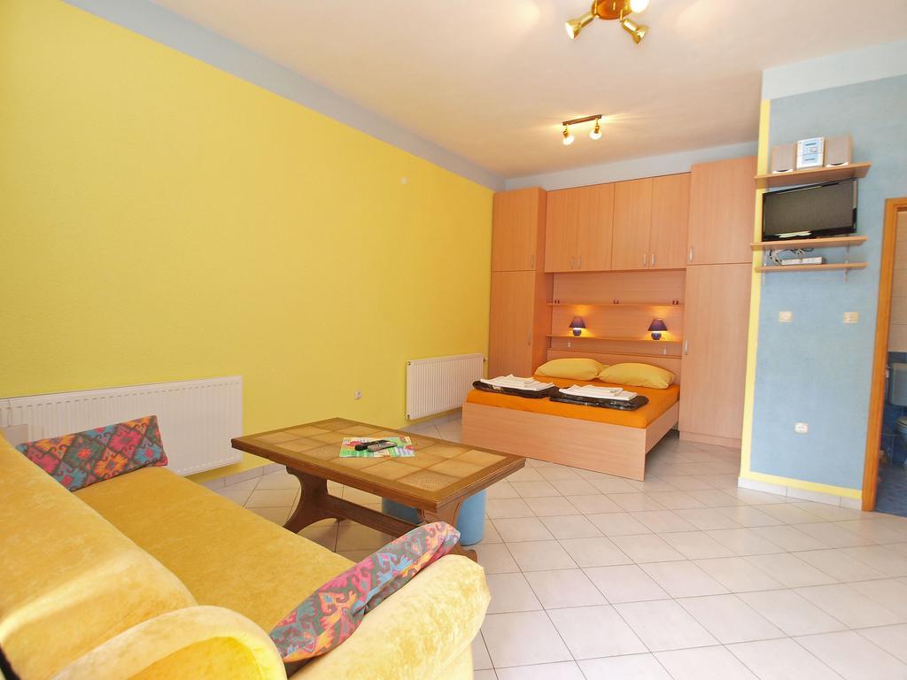 פאז'אנה Apartments Denis 19 מראה חיצוני תמונה