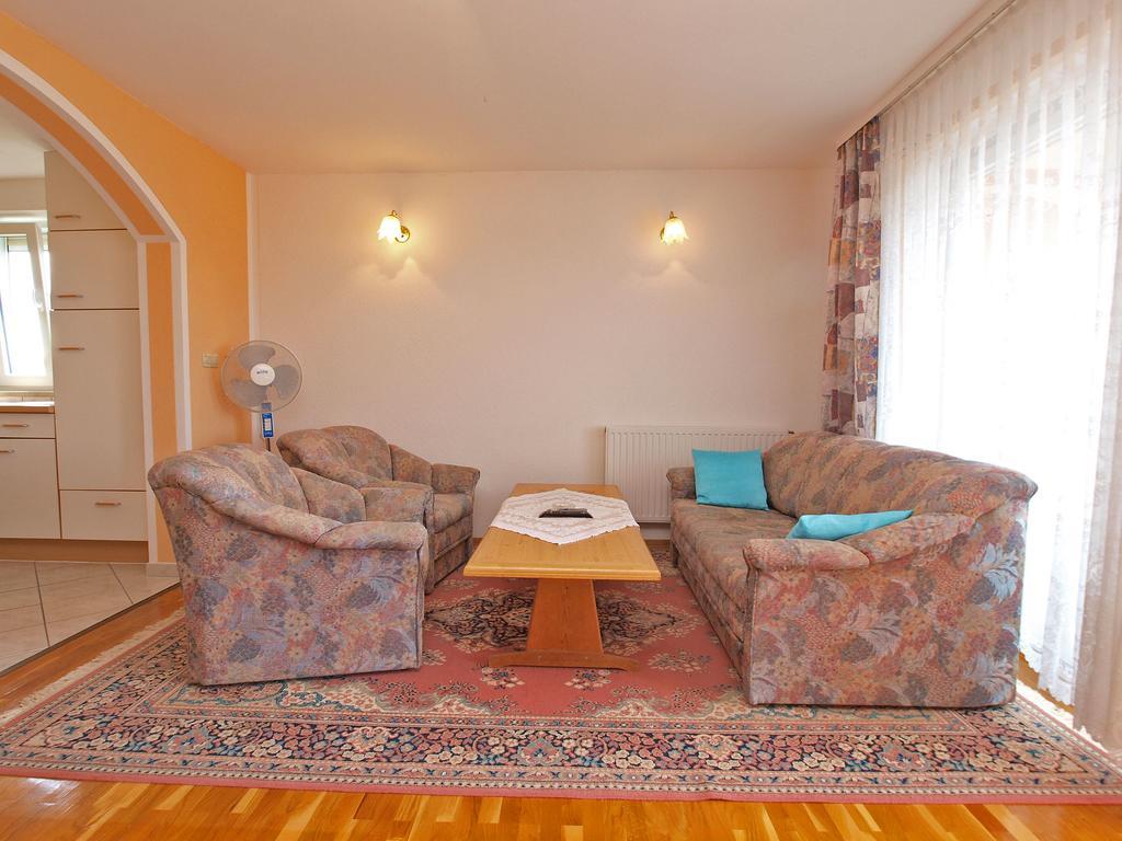 פאז'אנה Apartments Denis 19 מראה חיצוני תמונה
